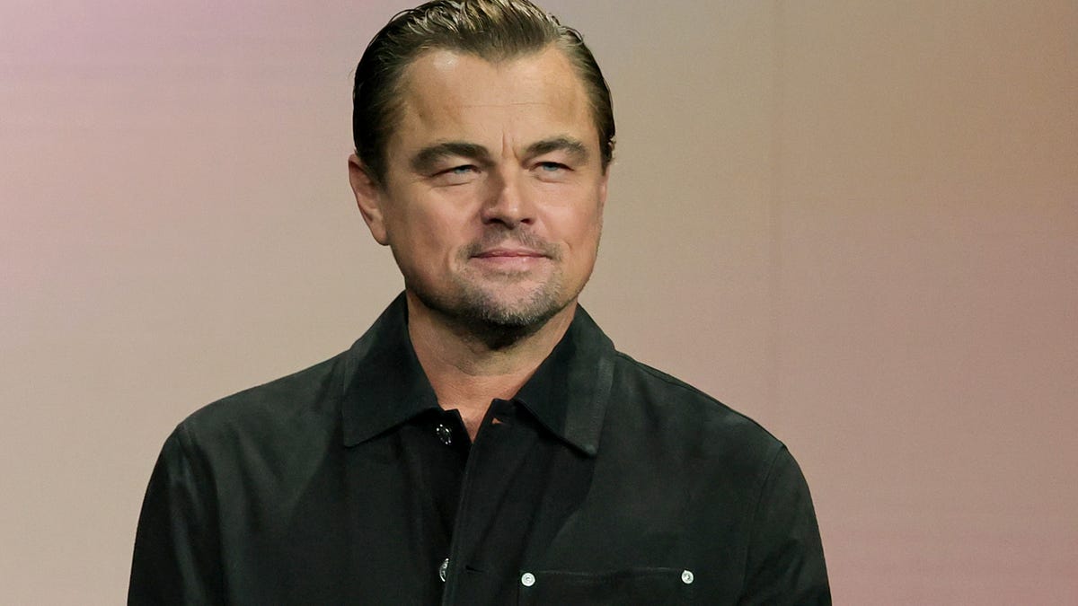 Leonardo DiCaprio attends first Met Gala with Vittoria Ceretti