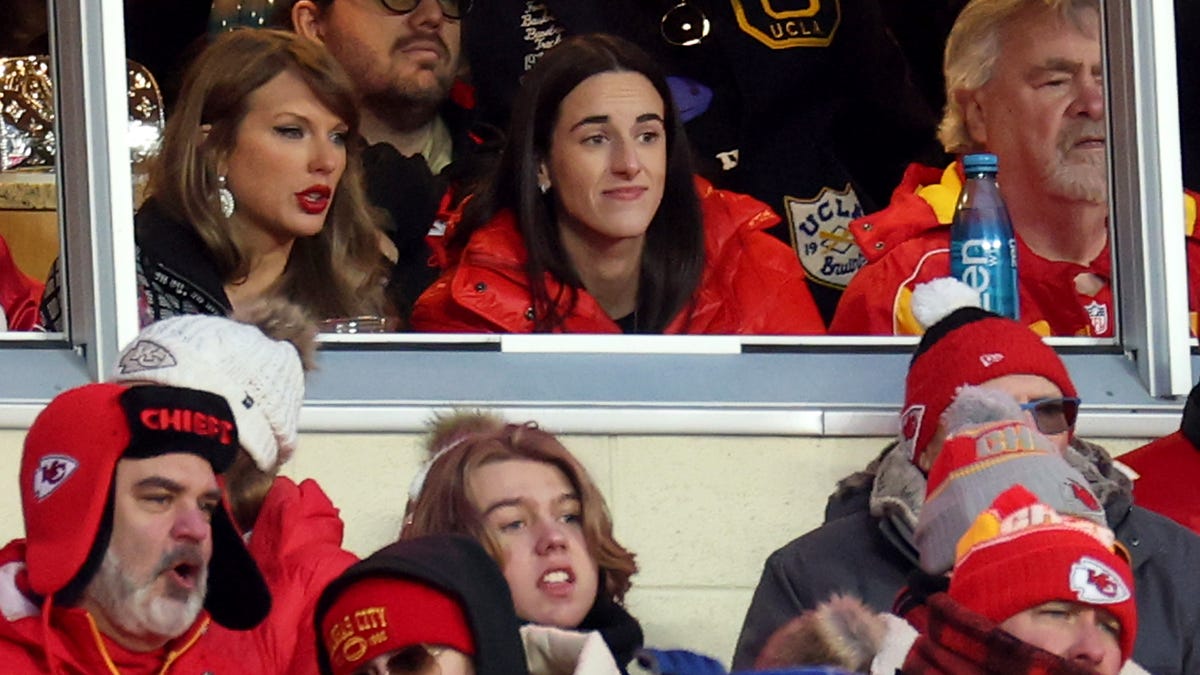 Caitlin Clark talks Taylor Swift