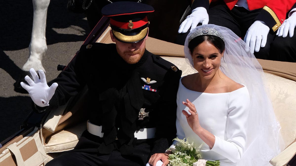 Meghan Markle shares new photos of Prince Harry marriage